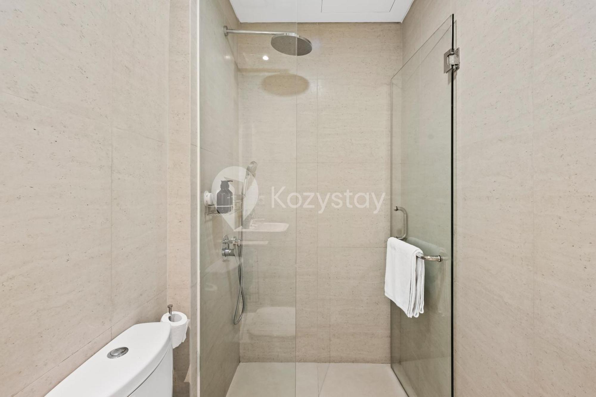 Halani By Kozystay - Pik Apartemen *